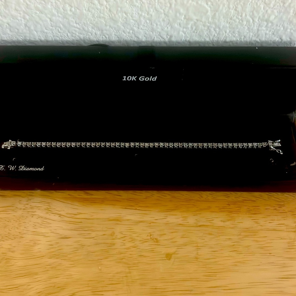 10K Gold Diamond Bracelet